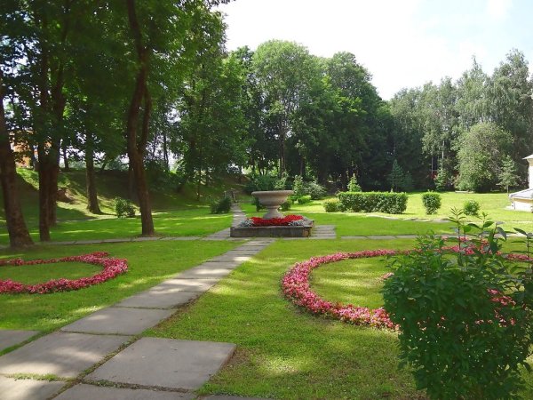 Парк 1100 летия Великого Новгорода