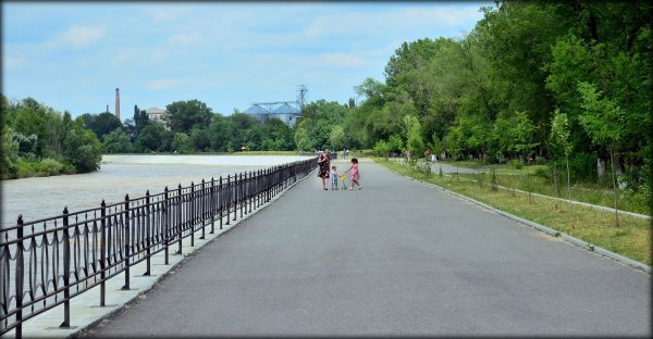 Невинномысск набережная Кубани
