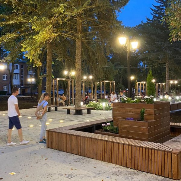 Сквер по улице Маяковского Невинномысск