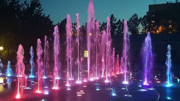 Сухой фонтан Новосибирск Центральный парк