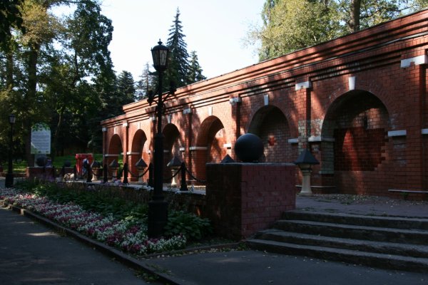 Бювет в Нижнем парке в Липецке