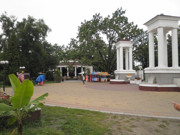 Парк города Нальчик Атажукинский сад