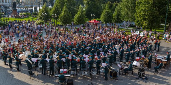 Парк Сосновка концерт духового оркестра