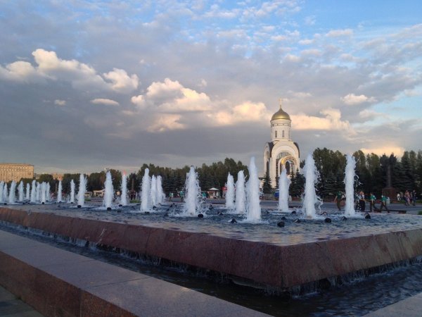 Московский парк Победы Центральная аллея