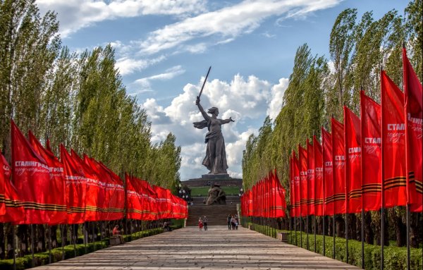 Волгоград Родина мать Мамаев Курган
