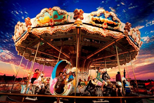 Карусель Amusement Park