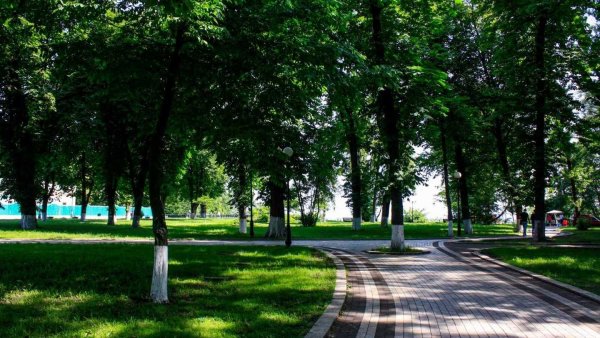 Парки скверы аллеи города Коломны
