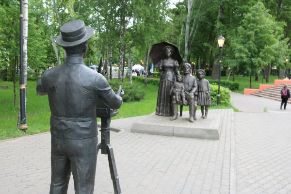 Памятник в Нижнем парке Липецк