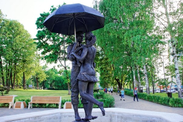 Сквер Алые паруса в Кирове