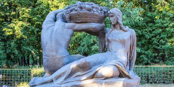 Вера Мухина скульптура плодородие