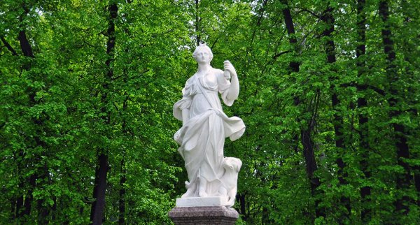 Парковая скульптура Кусково Диана