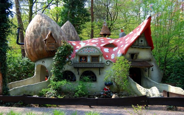 Парк Эфтелинг в Голландии