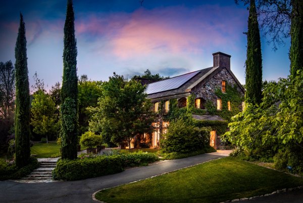 Особняк на природе