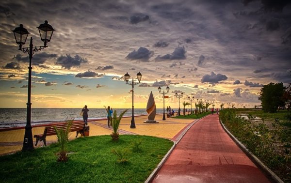 Имеретинская набережная Сочи