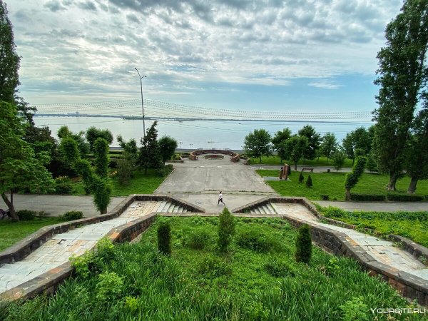Набережная Космонавтов Саратов