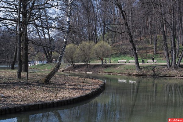 Парк Царицыно апрель