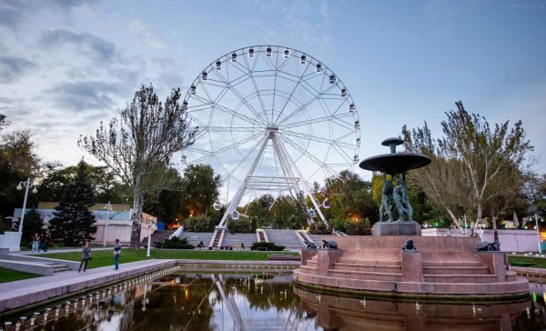 Ростов парк имени Октябрьской революции