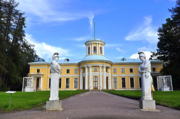 Музей-усадьба «Архангельское» в Подмосковье