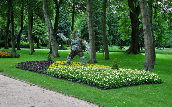 Клумбы в парках и скверах