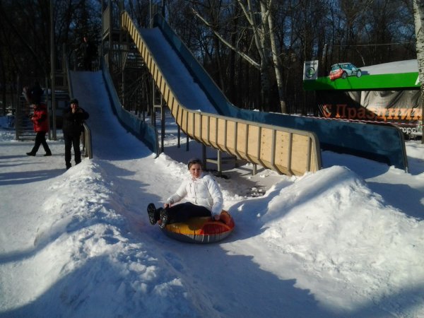 Центральный парк Калининград тюбинговая горка
