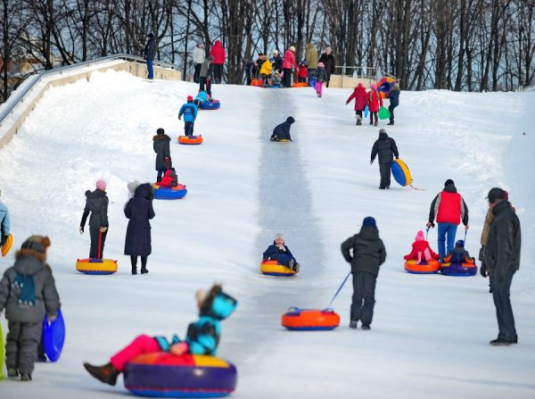 Парк Садовники горка тюбинг