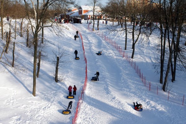Парк Царицыно тюбинговая горка