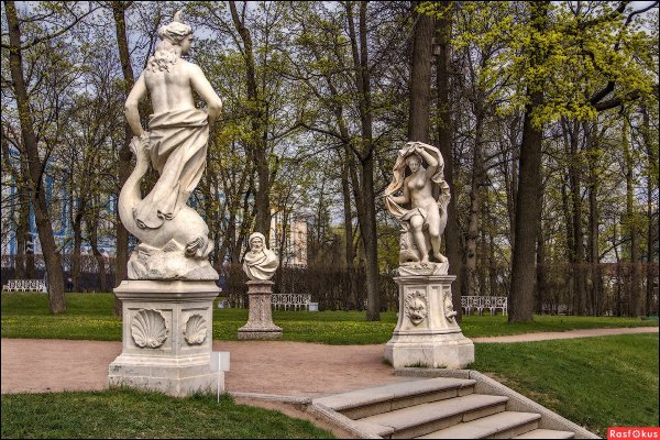 Парковая скульптура Екатерининский парк