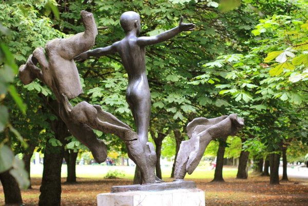Парк скульптуры музей Калининград