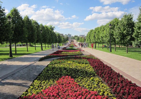 Парк Царицыно аллеи