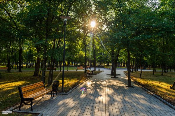 Парк славянской культуры Донецк