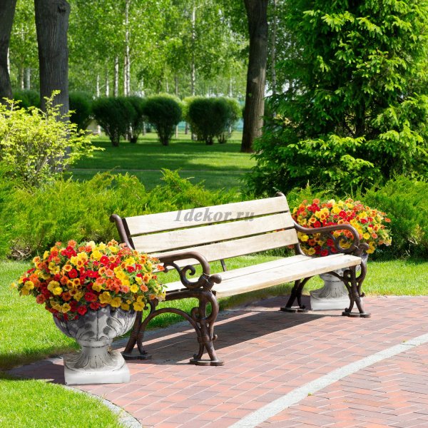 Нальчик парк лавочка