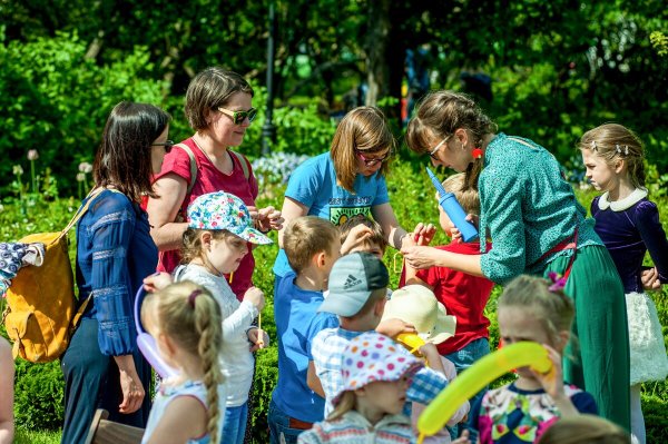 Экскурсия с детьми в парк