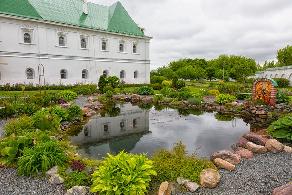 Дивеево монастырский сад