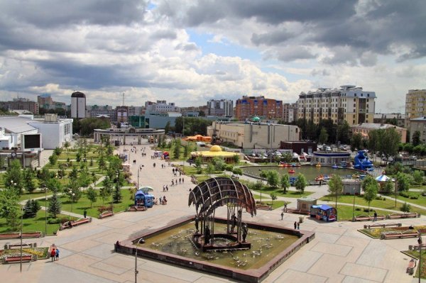 Цветной бульвар Тюмень городской парк