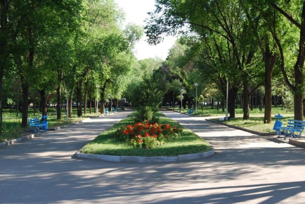 Скверы Алматы