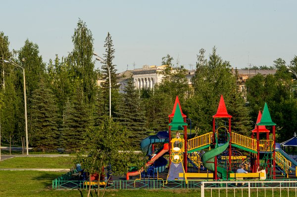 Дворец Окунева Нижний Тагил детский парк