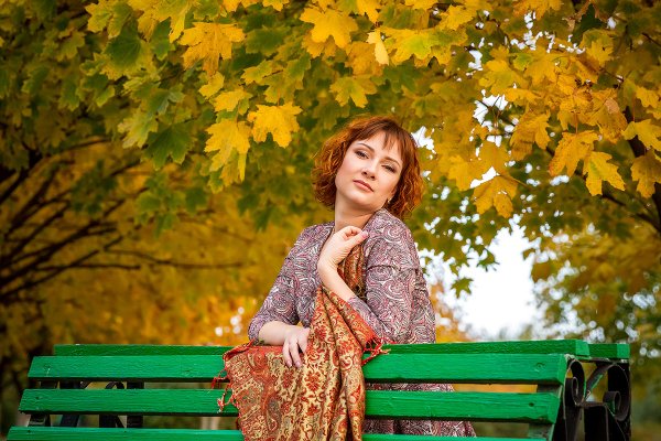 Женщина бальзаковского возраста и осень