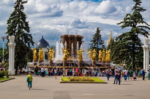 Прогулка по ВВЦ