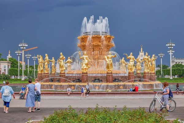 Парк ВДНХ Москва 2022 лето