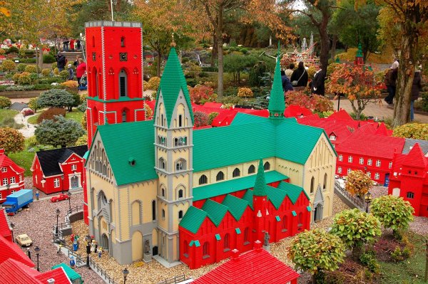 Город Биллунд Леголенд