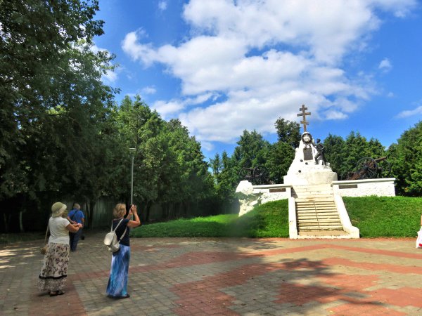 Боровск площадь