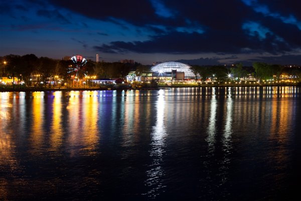 Парк Щербакова Донецк ночью