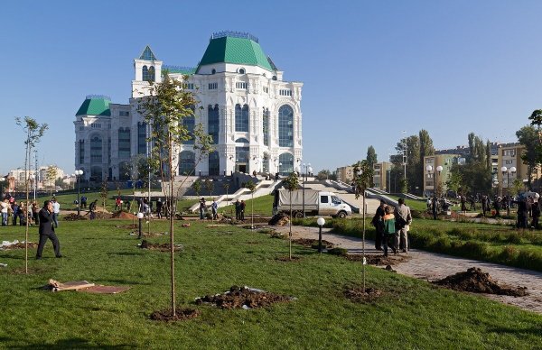 Театральный парк Астрахань