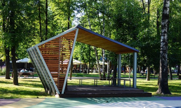 Перовский парк беседки