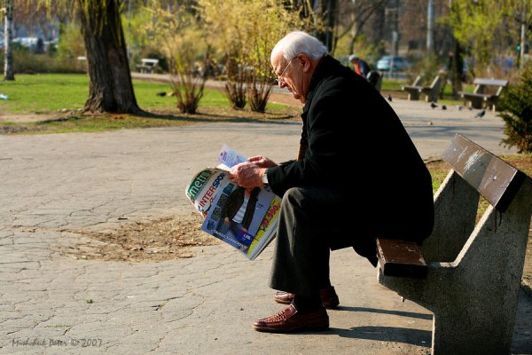 Старик на улице