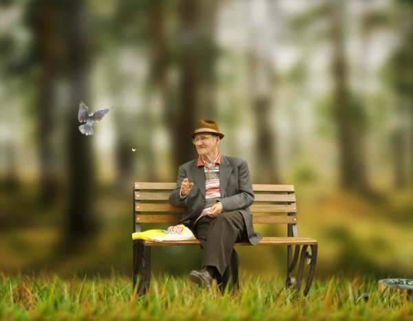 Человек на скамейке