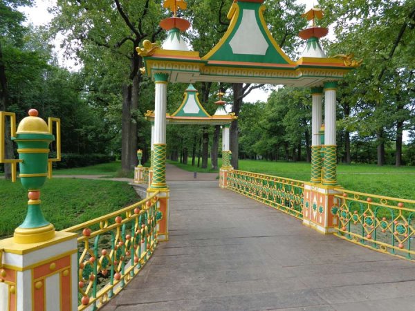 Город Пушкин Александровский парк китайский мостик