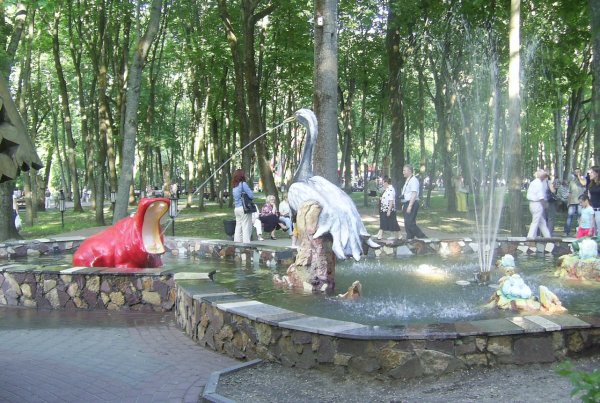 Брянск парк Толстого фонтан