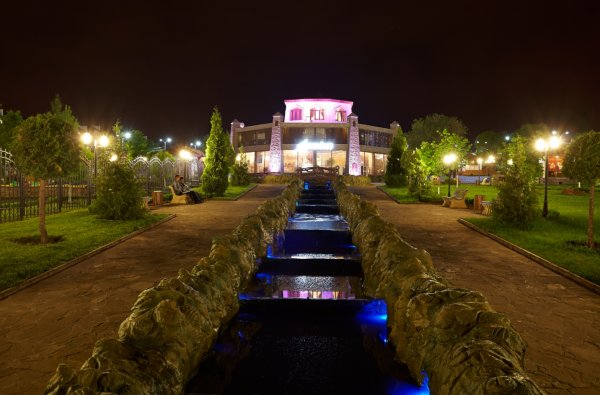 9 Парк в Грозном