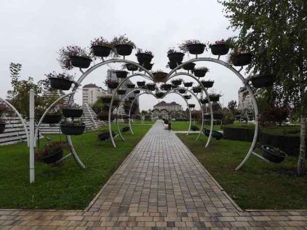 Парк чудес, парк влюбленных, цветочный парк Грозный